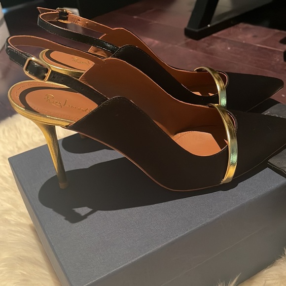 Authentic Malone Souliers gold and black heel - Picture 4 of 5